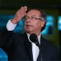 El presidente Gustavo Petro, quien se dice indemne por escándalo de Armando Benedetti y Laura Sarabia.