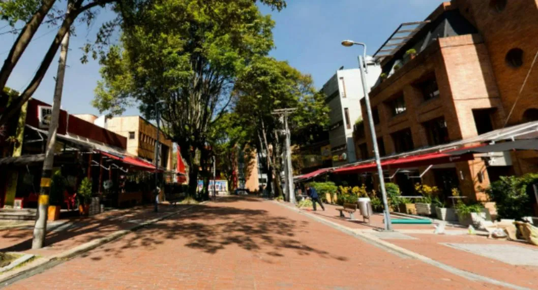 Robos en la Zona T de Bogotá con paseo millonario. Las víctimas terminan en Ciudad Bolívar con sus cuentas desocupadas y sin sus pertenencias. 