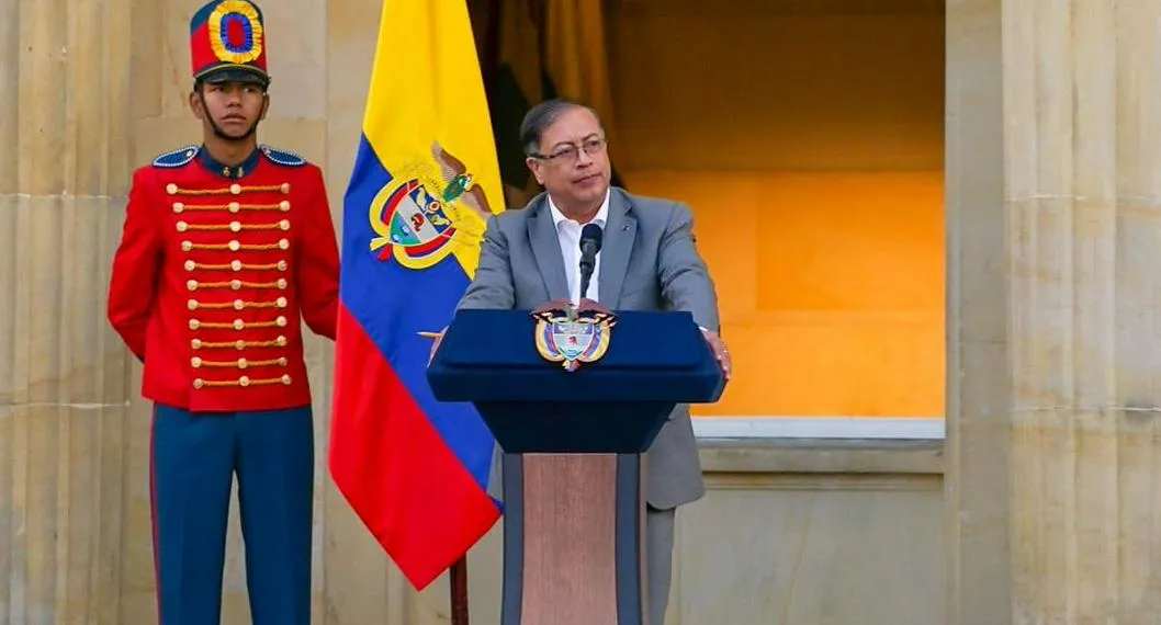 En medio de las marchas del 7 de junio, Gustavo Petro anunció más reformas de servicios públicos y educación en Colombia.