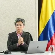 Desesperada por inseguridad, Claudia López ahora busca que Bogotá tenga su propia policía local para combatir la inseguridad. 