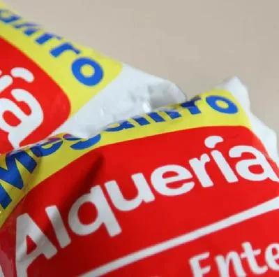 Quiénes don los dueños de Alquería.