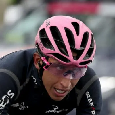 Egan Bernal brilla en Critérium del Dauphiné y pone a pensar a Ineos para su formación en el Tour de Francia, que arranca el primero de junio.