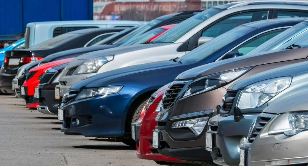 Chevrolet, Kia y Renault: los carros que más han bajado de precio en 2023 según un estudio de la Asociación Nacional de Movilidad Sostenible 