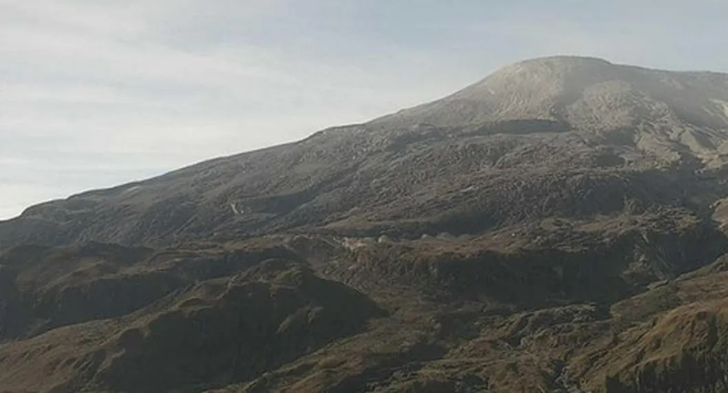 El Servicio Geológico Colombia reportó cómo se comportó este 11 de junio el volcán Nevado del Ruiz, que continúa en alerta naranja. Acá, lo último.