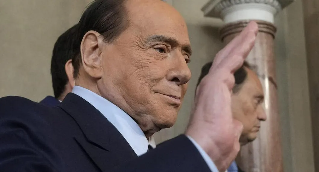 Silvio Berlusconi, figura insumergible de la derecha en Italia, expresidente del país y directivo del AC Milan, fallece a los 86 años