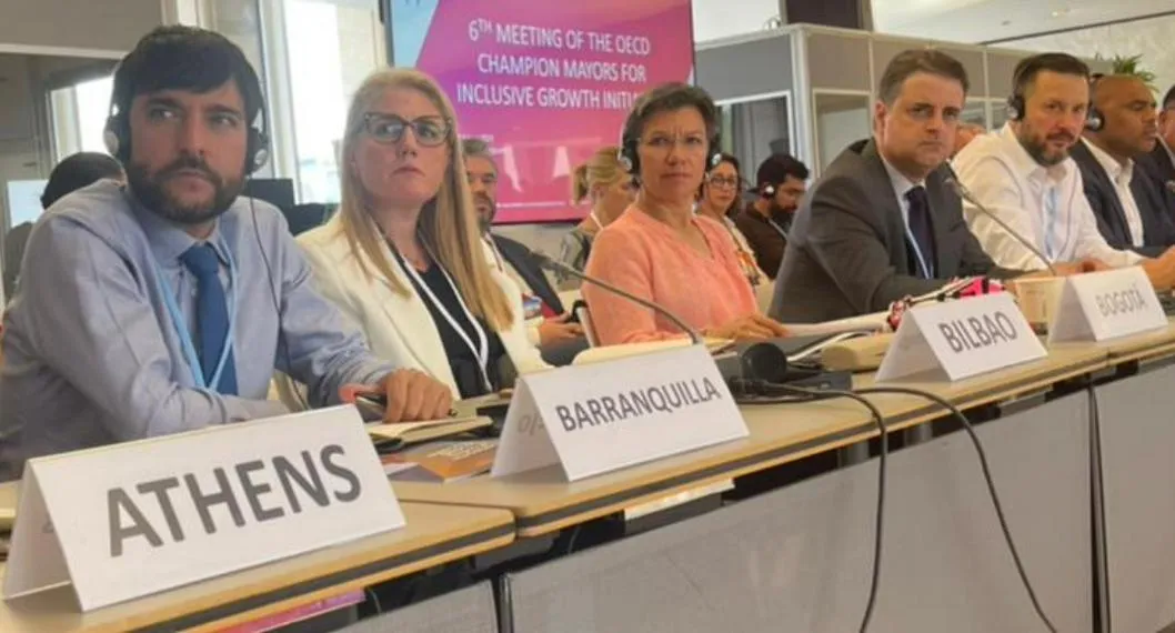 Alcalde de Barranquilla expone en Europa la transformación social de la ciudad
