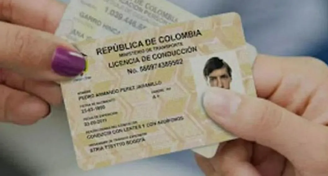 Renovación de licencia de conducción se complica cada vez más y conductores, desesperados, están haciendo trampa para ser atendidos entre los primeros.