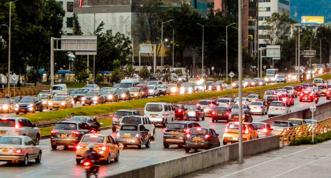 Carros en Colombia: cambiarían fecha para no matricular vehículos a gasolina