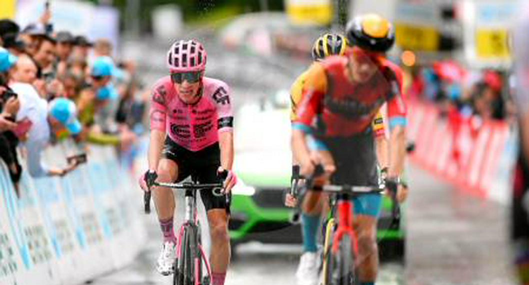 Rigoberto Urán se subió al top 10 de la Vuelta a Suiza. Vea cómo va la clasificación de la carrera.