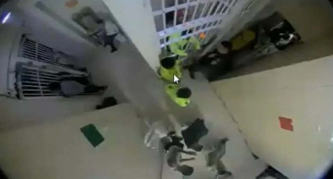 Imputaron cargos a los presunto homicidas de Juan Pablo González, el abusador de Transmilenio que fue asesinado en una URI de Bogotá.