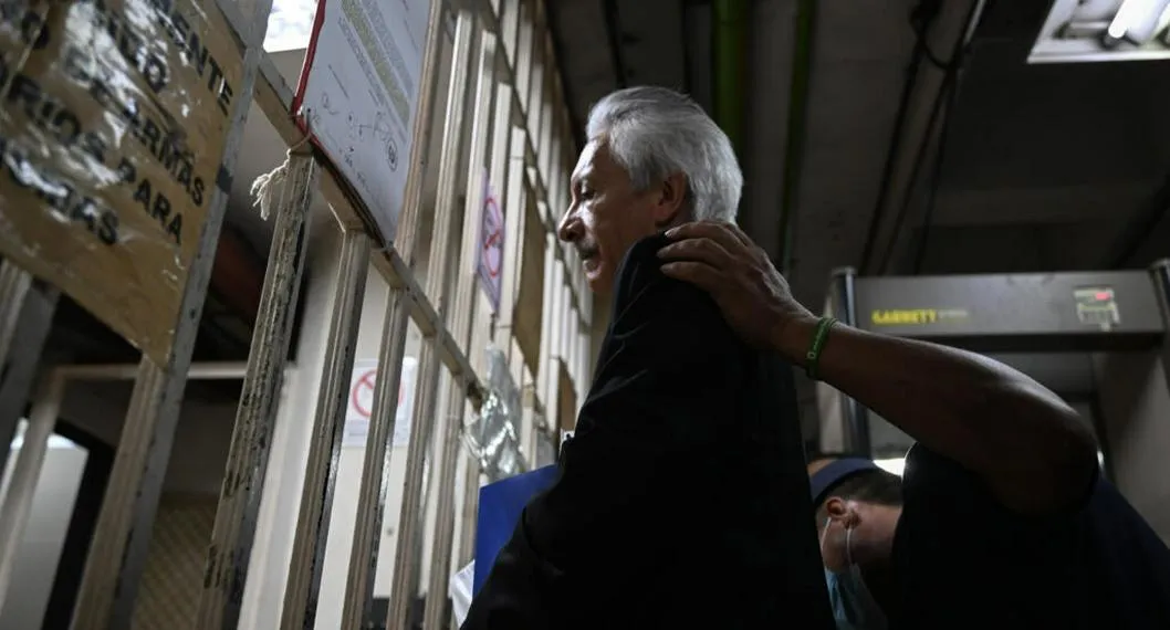Condenan a seis años de prisión a José Rubén Zamora, fundador de 'El Periódico' de Guatemala