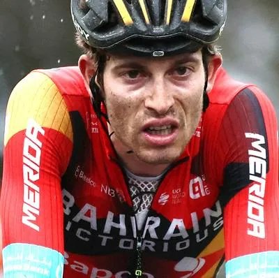 Gino Mader, que murió en la Vuelta a Suiza 2023; cayó por un barranco.