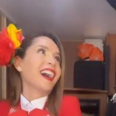 Carmen Villalobos y Gregorio Pernía causan furor en las redes sociales con video bailando juntos después de mucho tiempo.