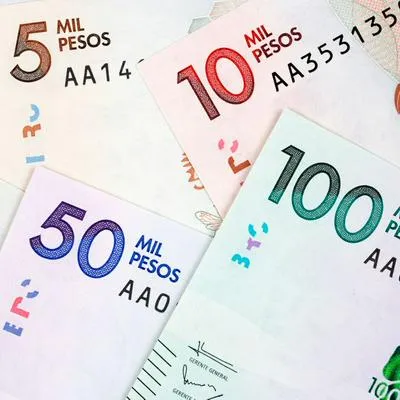 Foto de dinero a propósito de Concejo de Bogotá que halló despilfarros 