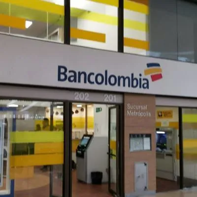 Bancolombia da plata a Ecopetrol: banco con dinero para pago de deuda