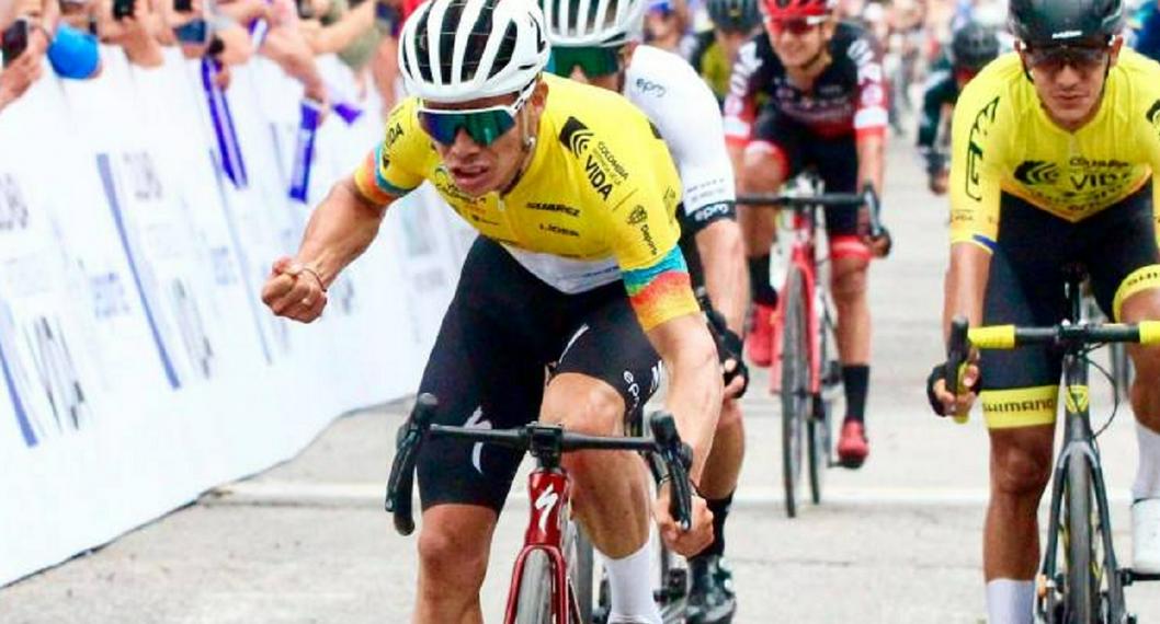 Miguel Ángel 'Supermán' López ganó la tercera etapa de la Vuelta a Colombia 2023, en Ibagué, Tolima.