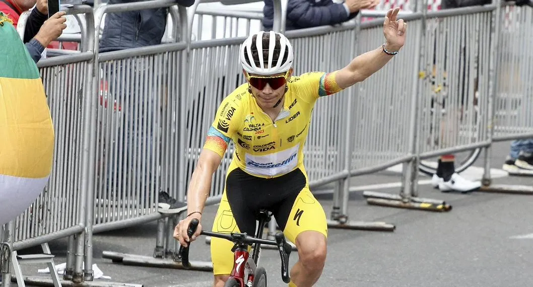 'Supermán' López reina en La Línea y gana su cuarta etapa en la Vuelta a Colombia