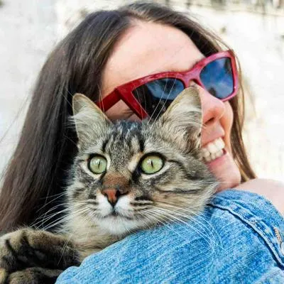 Estudio revela que los gatos pueden manipular a las mujeres