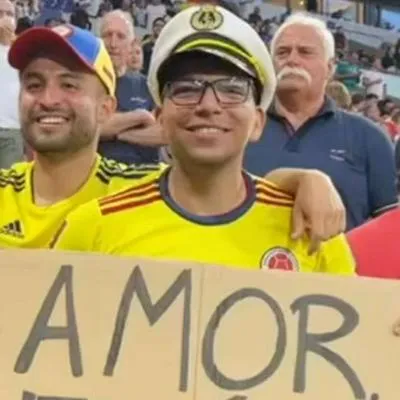 Foto de fanático colombiano, en nota de hincha de Colombia en video de Gol Caracol asombró con dato personal en Alemania.