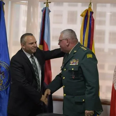 El ministro de Defensa, Iván Velásquez, informó que el nuevo rector de la Universidad Militar será el general Javier Ayala, que tiene denuncias por acoso.