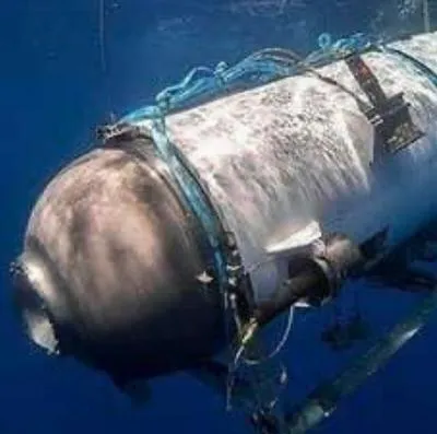 A el submarino le quedan menos de 20 horas de oxígeno