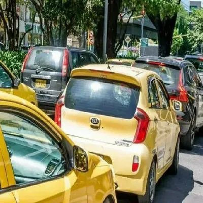 Fallece por golpe de calor pasajero dentro de taxi en Cartagena; estaba en centro comercial