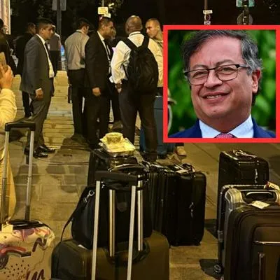 Foto de periodistas que dejó Gustavo Petro en la calle, al no querer regresar a Colombia