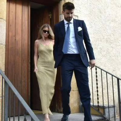 Foto de Clara Chía quien uso vestido caro en boda de hermano de Piqué