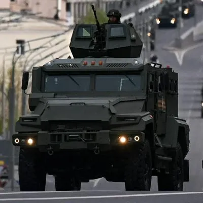 Pánico en Rusia por despliegue de tropas en la capital ante alerta de posible ataque armado