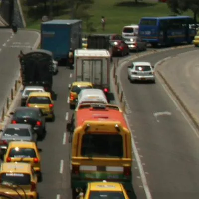 Dueños de carros en Colombia deben tener cuidado: hay gran preocupación por práctica común