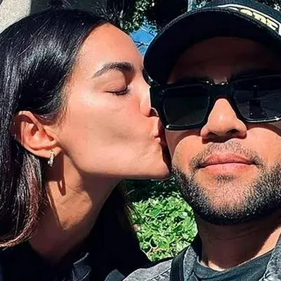 Dani Alves y su esposa Joana Sanz, a propósito del apoyo de ella