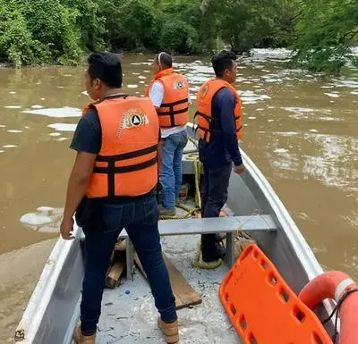 Cuerpo de rescate en Chiapas.