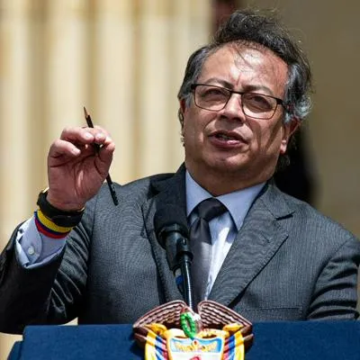 El presidente Gustavo Petro explicó que por culpa de un mecato que comió con agua de La Guajira se enfermó y sufrió un quebrando de salud.