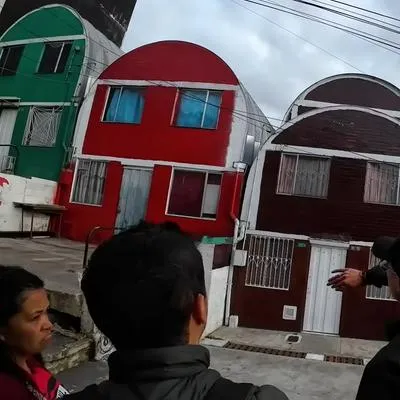 Casas con techo redondo que son extrañas en Bogotá, en nota sobre dónde quedan ubicadas