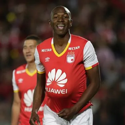 Independiente Santa Fe reveló revelaron cuál es el puesto del exdefensor central Javier López en el club.