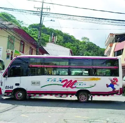 Buseteros de Villavicencio amenazan con irse a paro si no llegan a un acuerdo con la Alcaldía sobre nuevos proyectos de transporte.
