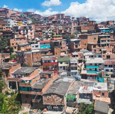 Venta de vivienda, en crisis, enfrenta duro reto en Colombia: cayó 14 %