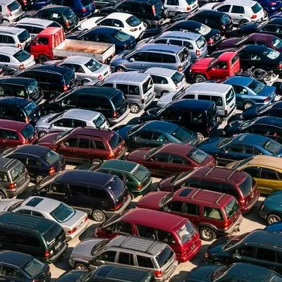 Carros usados en Colombia caen de precio y mejoran ventas de nuevos