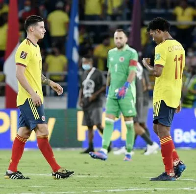 Juan Guillermo Cuadrado, James Rodríguez y más futbolistas que quedaron libres y que no tienen equipo.