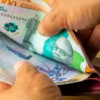 Prima de servicios: cuánto le deben pagar si no se la dieron el 30 de junio