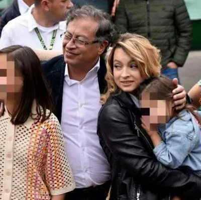 Andrea Petro dice cómo es vivir siendo la hija del presidente Gustavo Petro. Aseguró que hay cosas que no disfruta mucho. 