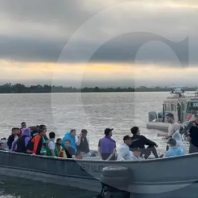 La Armada Nacional logró interceprtar embarcación ilegal hacia Estados Unidos con 30 asiáticos, en la que la tripulación era conformada por 3 colombianos.