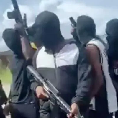 Buenaventura tendrá más policías por violencia de encapuchados armados