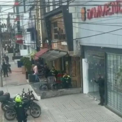 Exterior del banco en Ciudad Montes, Bogotá, donde ocurrió el supuesto robo recientemente