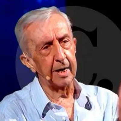 Se conoció que murió Jorge 'Toto' Da Silveira, quien fue homenajeado por la Fifa después de cubrir 15 Mundiales de mayores.