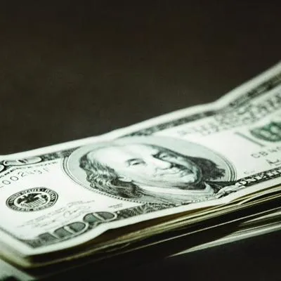 El precio del dólar en Colombia para hoy, 5 de julio, registró una nueva caída empezando la jornada y será un día movido en los mercados del mundo.