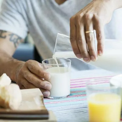 Alquería, Parmalat, Colanta y más, preocupados por caída en consumo de leche