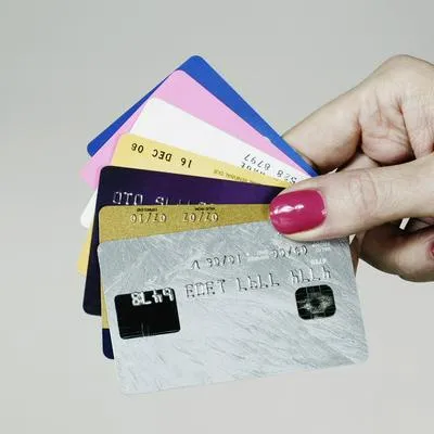 Bancos en Colombia y más de 500.000 tarjetas de crédito canceladas