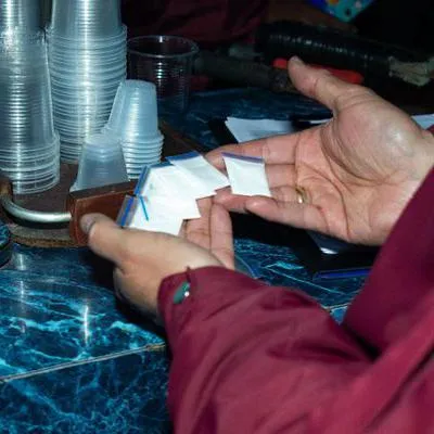 Hallan 50 menores de edad en sitios de expendio de licor y consumo de drogas en Kennedy