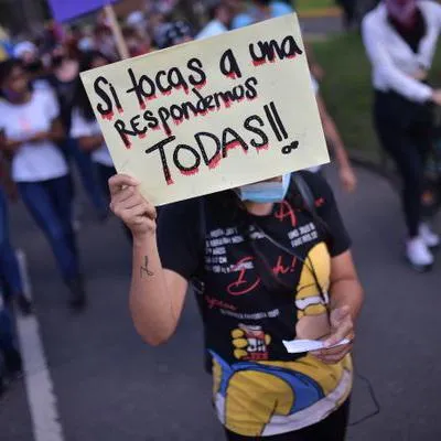 En Bogotá capturaron a 4 personas por abuso: uno era conductor de una aplicación